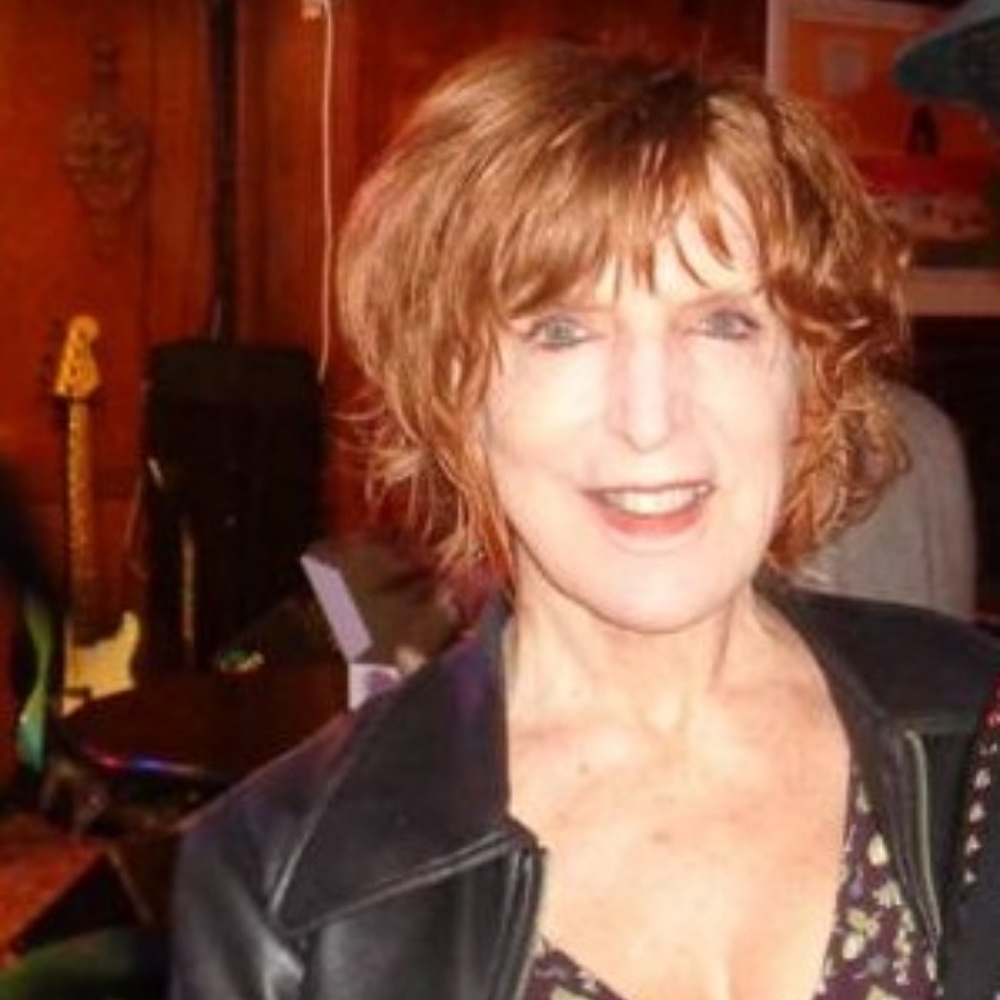 Meet your Posher, Evelyn